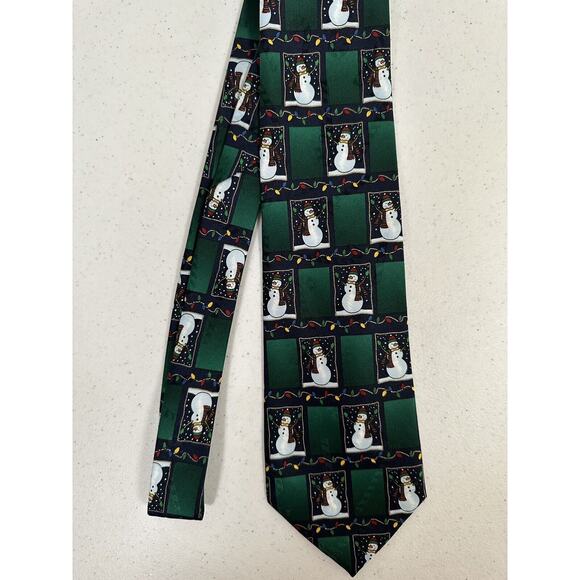 Hallmark Yule Tie Greetings Neck Tie Snowman Christmas Lights Green Multi - Picture 3 of 6